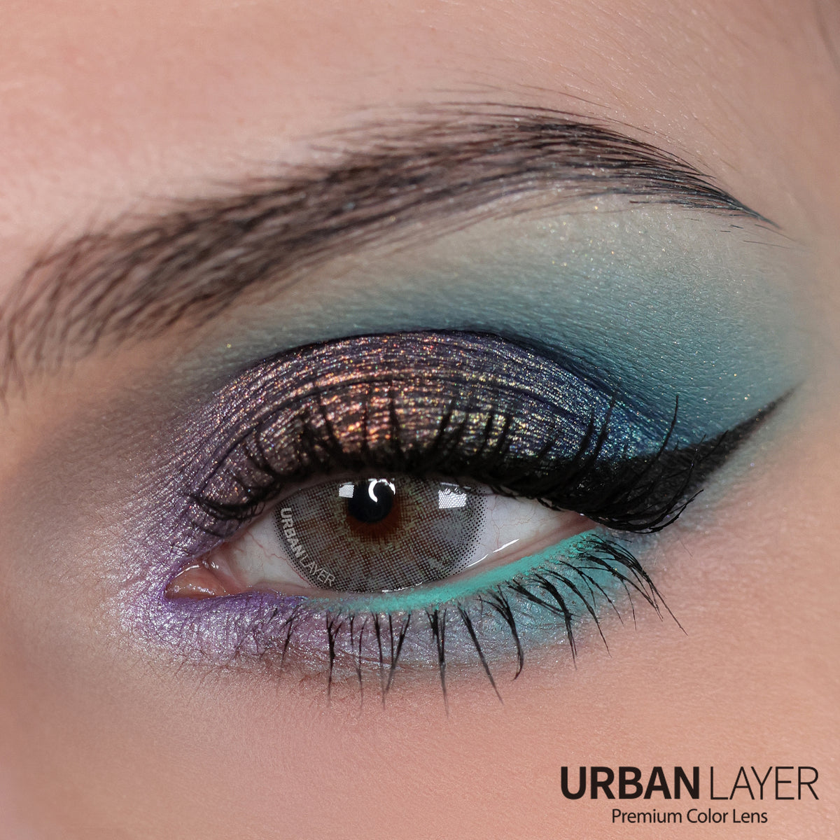 Berkeley Gray – Urban Layer Colored Contacts